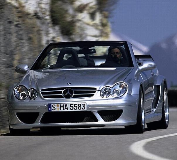 Der schnellste offene Viersitzer der Welt: Mercedes-Benz CLK DTM AMG Cabriolet.